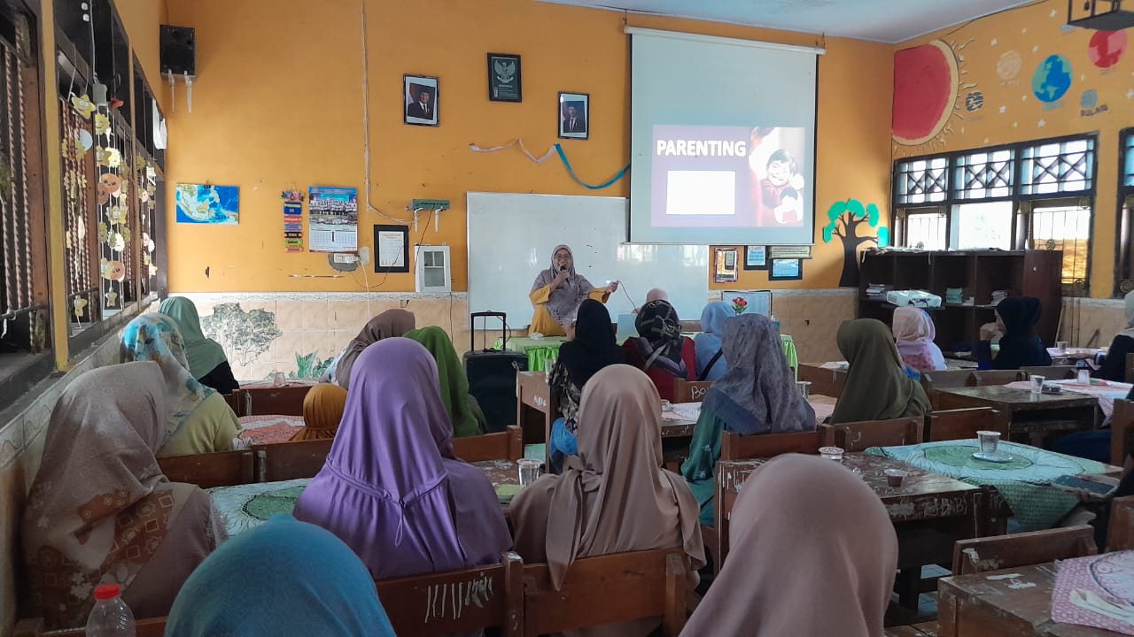 Rapat Parenting dengan Wali Murid